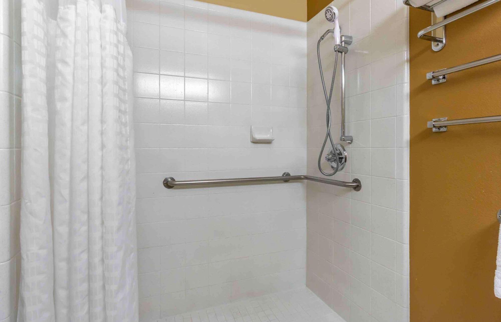 Extended Stay America Suites - Seattle - Bellevue - Factoria Eksteriør billede